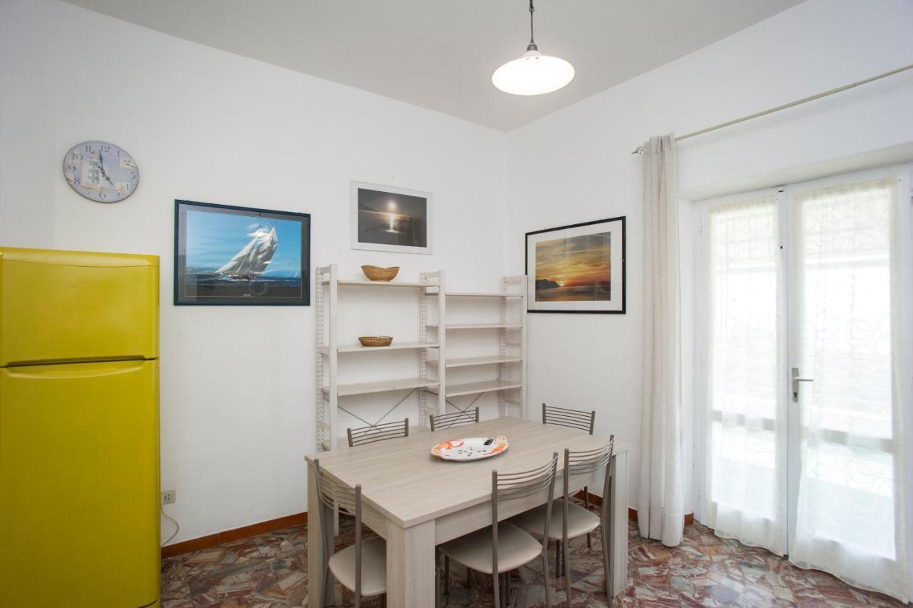 פטובאיה Villa La Terrazza Sul Mare - Goelba מראה חיצוני תמונה